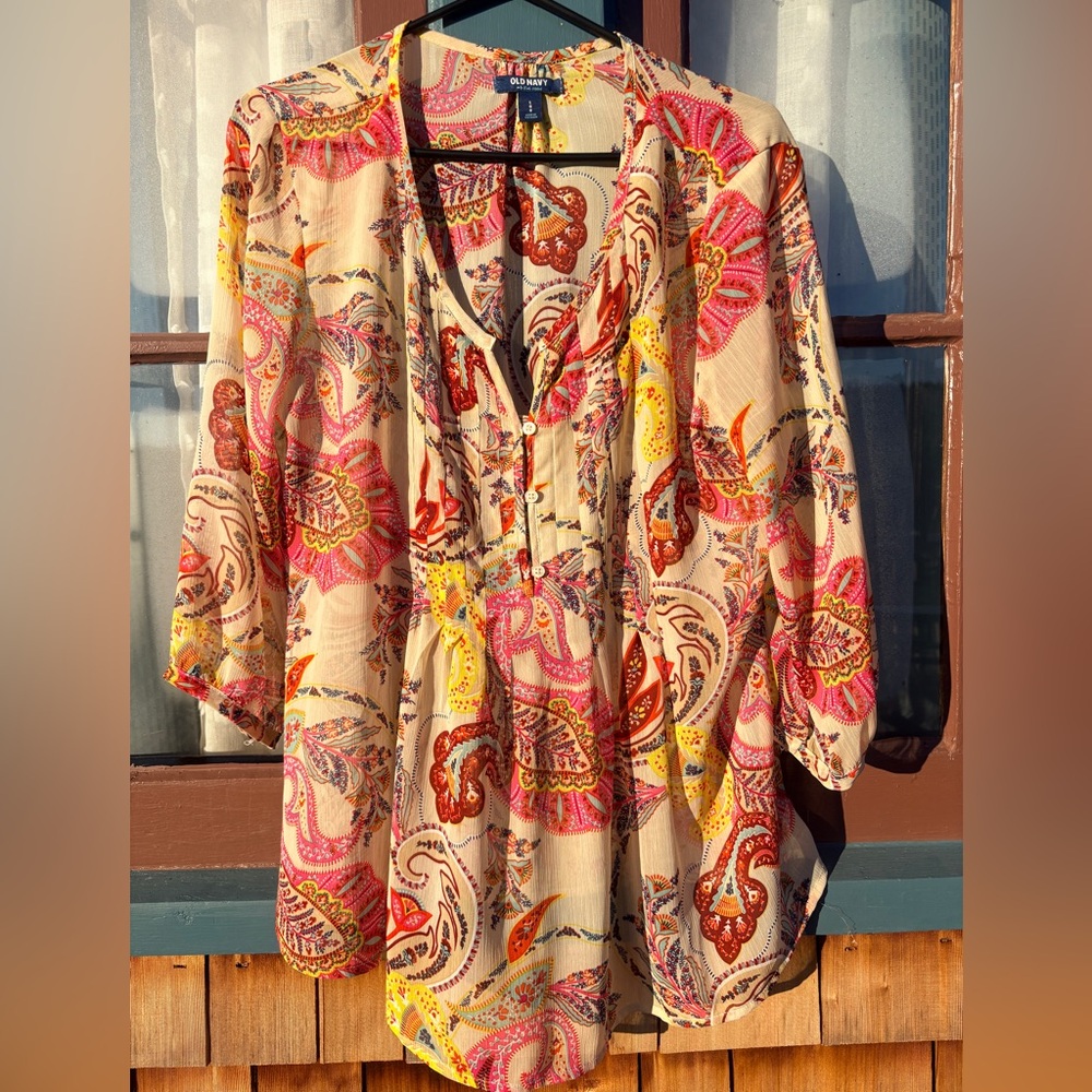 Old Navy Multicolor Paisley Top